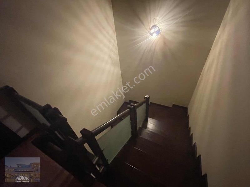 Yıldızlı'da Satılık Yol Kenarı 5+1 Tripleks Villa — fotoğraf 9