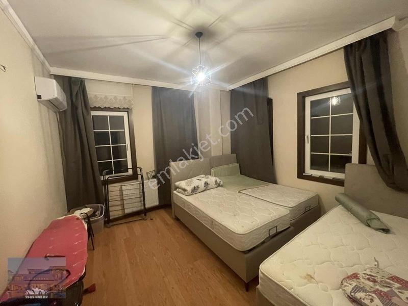 Yıldızlı'da Satılık Yol Kenarı 5+1 Tripleks Villa — fotoğraf 13