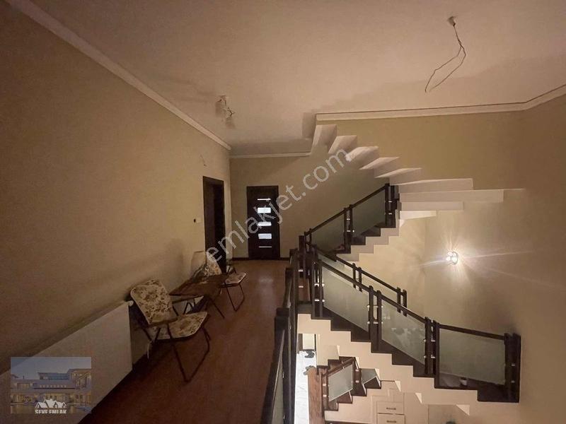 Yıldızlı'da Satılık Yol Kenarı 5+1 Tripleks Villa — fotoğraf 14