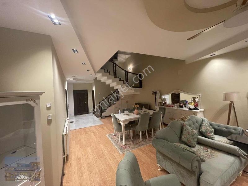 Yıldızlı'da Satılık Yol Kenarı 5+1 Tripleks Villa — fotoğraf 29
