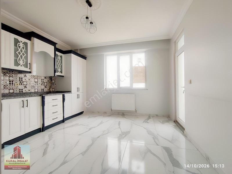 Yeni Mahalle İşkur Yanında Satılık 3+1 Daire — fotoğraf 3