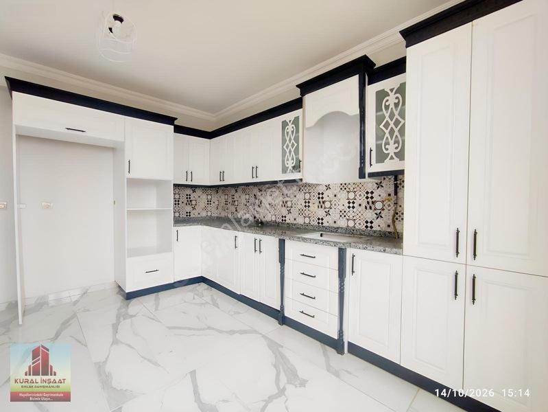 Yeni Mahalle İşkur Yanında Satılık 3+1 Daire — fotoğraf 4
