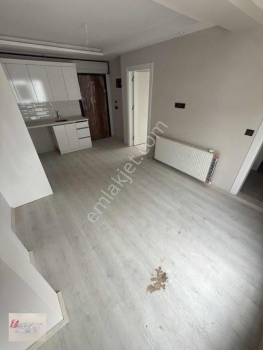 Muradiyede Satılık Sıfır Ara Kat Daire — fotoğraf 3