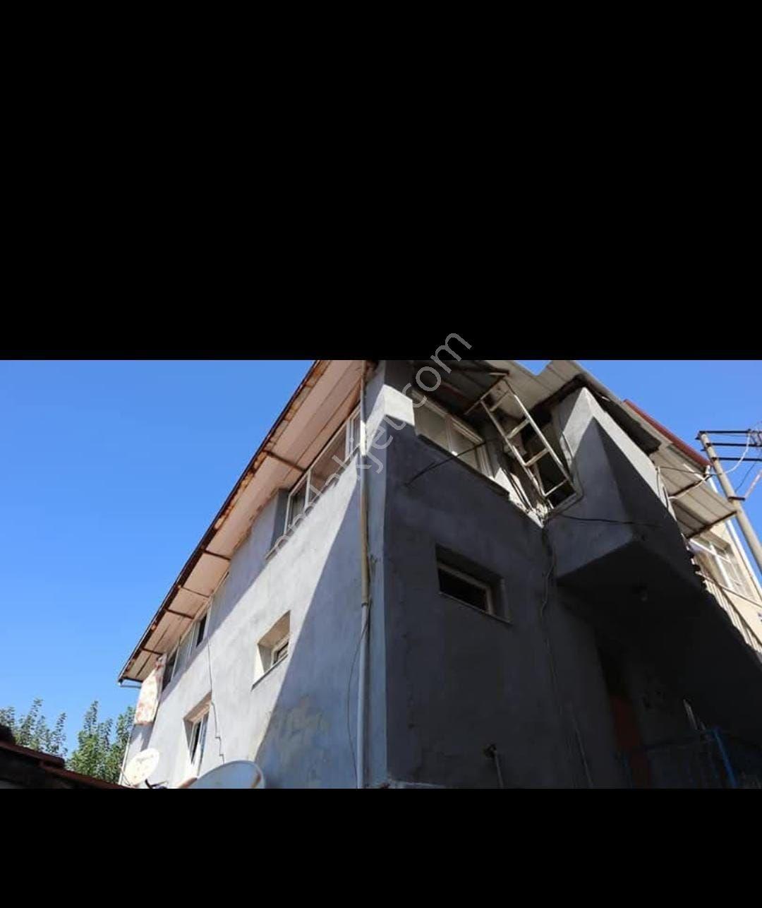 Söke Konak Mahallesi'nde Şehir Manzaralı Satılık 3 Katlı Müstakil Ev — fotoğraf 6