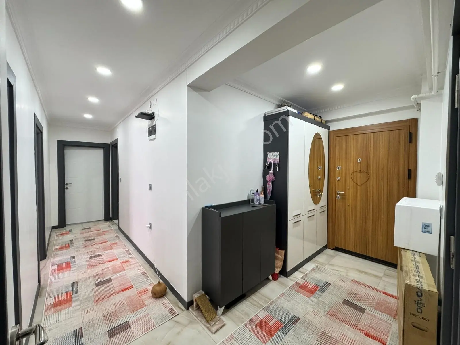 Var'dan Cumhuriyet Mah 2+1 120m2 Havuzlu Site İçinde Lüx Daire — fotoğraf 32