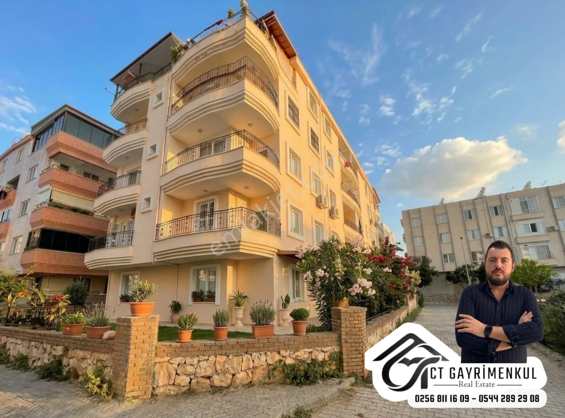 Didim'De Satılık 2+1 Daire Ön Cephe Geniş Balkonlu Masrafsız !