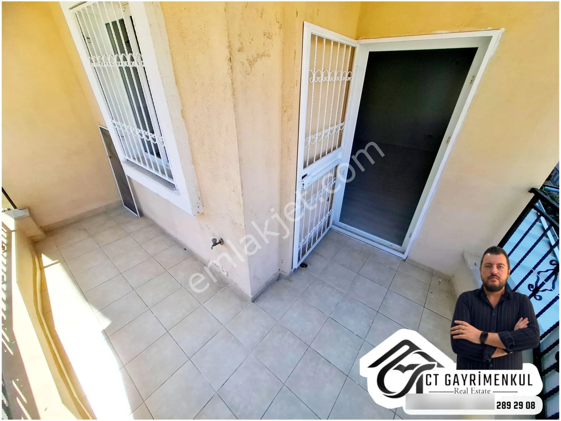 Didim'de Satılık 2+1 Daire Ön Cephe Geniş Balkonlu Masrafsız ! — fotoğraf 12