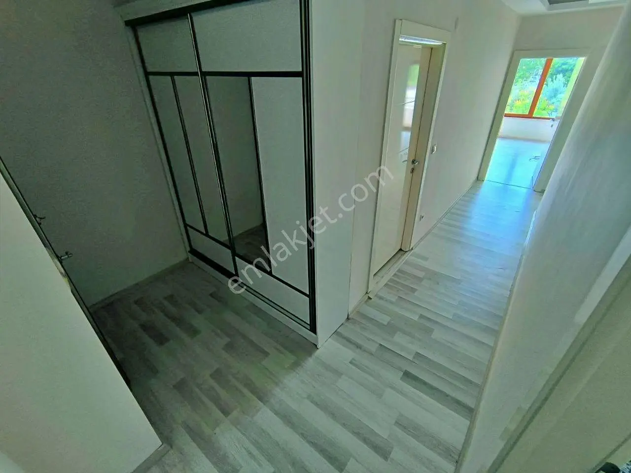 Uytundan İkizçayda Cam Balkonlu Çay Manzaralı Satılık 3+1 Daire — fotoğraf 6