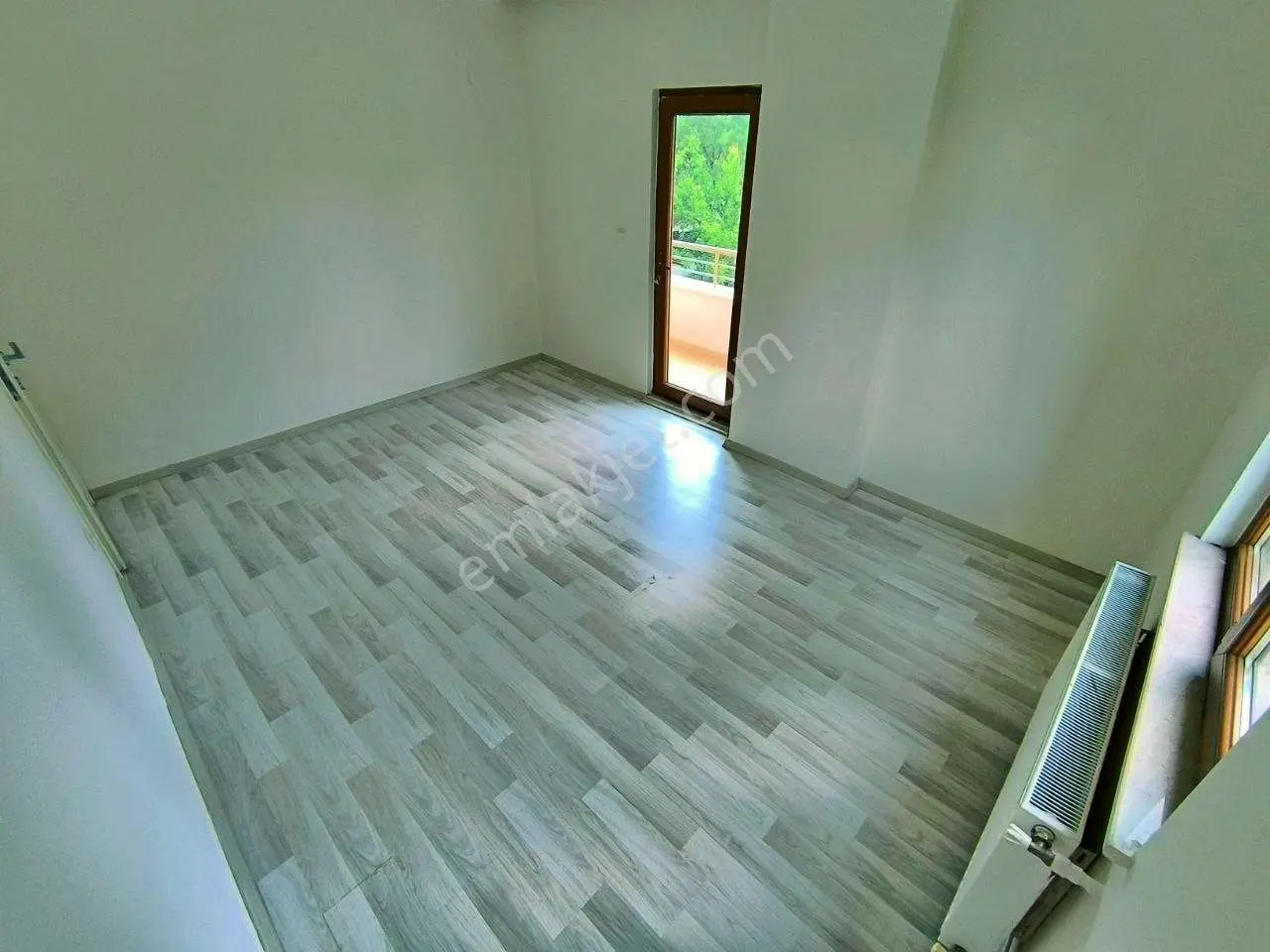 Uytundan İkizçayda Cam Balkonlu Çay Manzaralı Satılık 3+1 Daire — fotoğraf 7