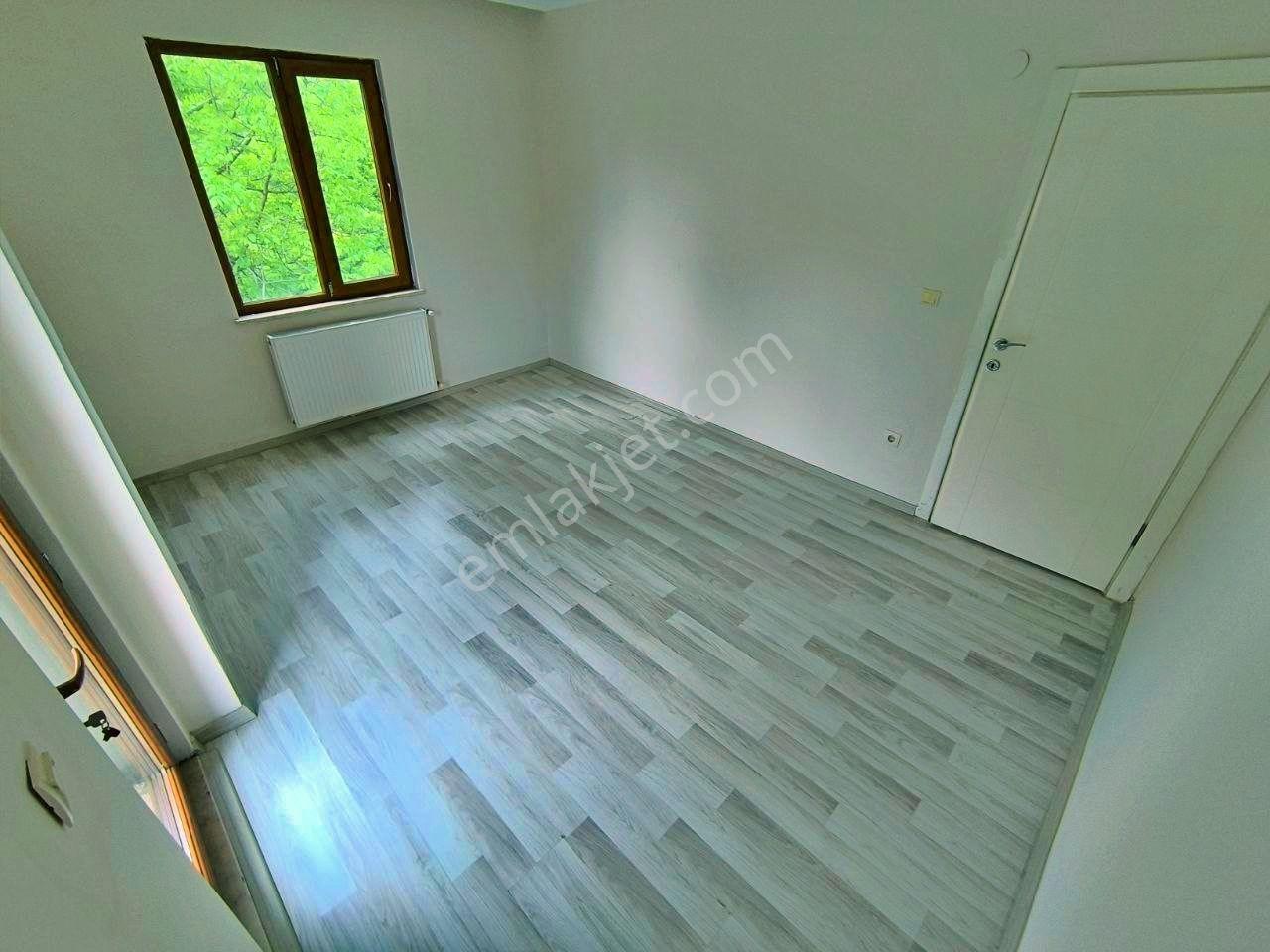 Uytundan İkizçayda Cam Balkonlu Çay Manzaralı Satılık 3+1 Daire — fotoğraf 24