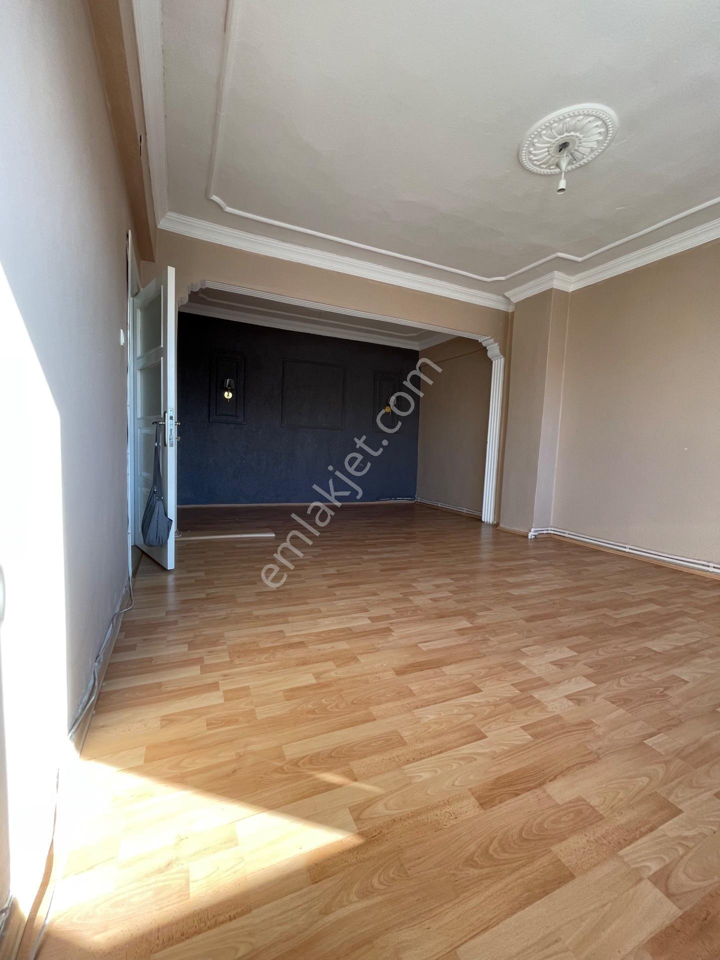 Çorlu Muhittin Mahallesi'nde 2+1 Aydınlık Satılık Daire — fotoğraf 5
