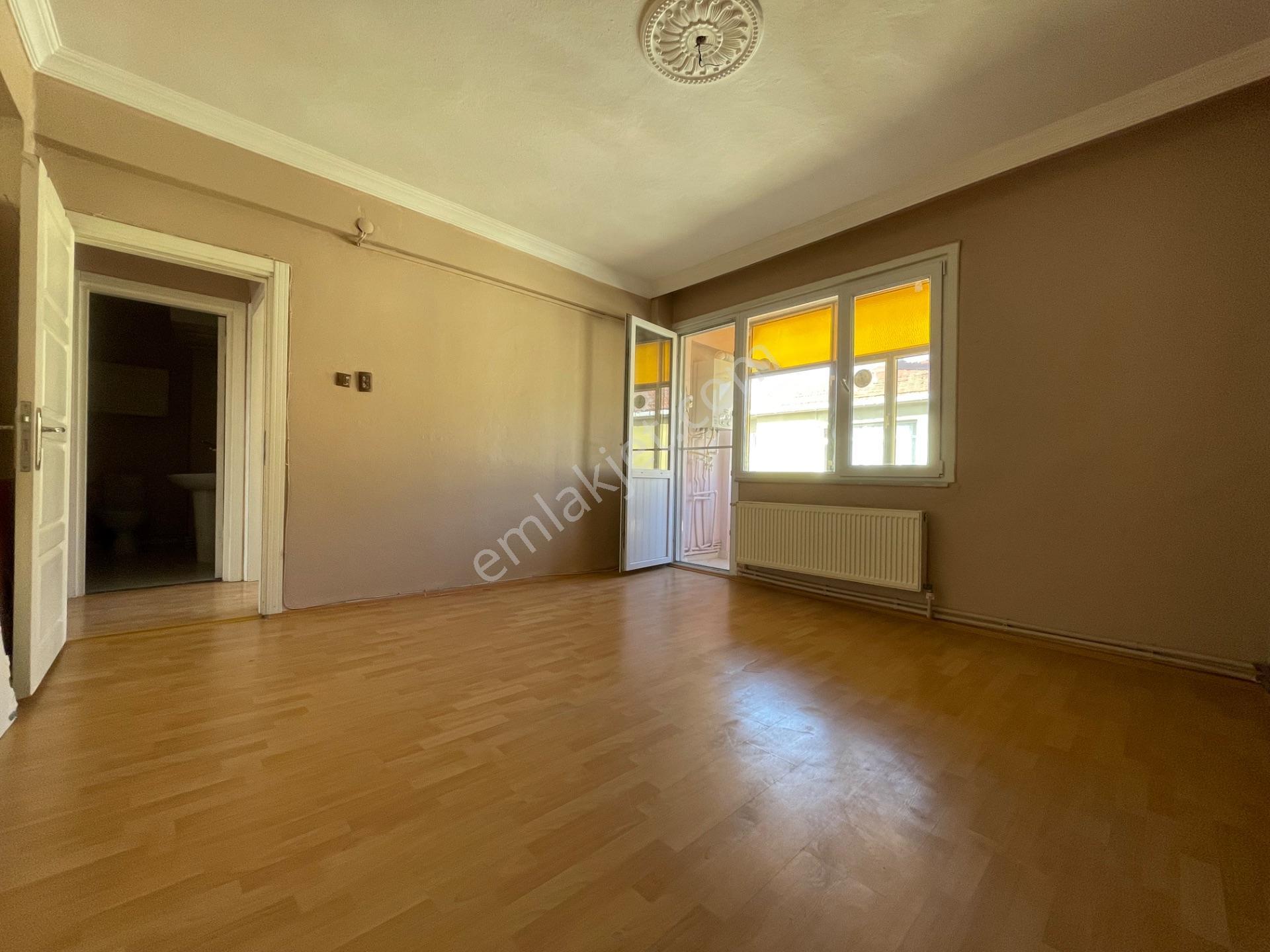 Çorlu Muhittin Mahallesi'nde 2+1 Aydınlık Satılık Daire — fotoğraf 8