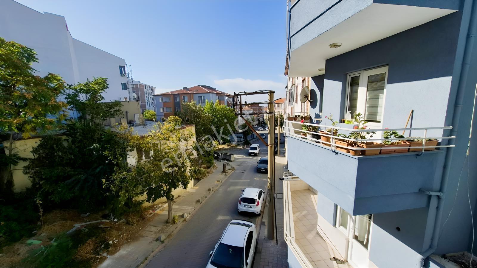 Merkezi Konumda, Yenilenmiş 3+1 Satılık Daire — fotoğraf 16
