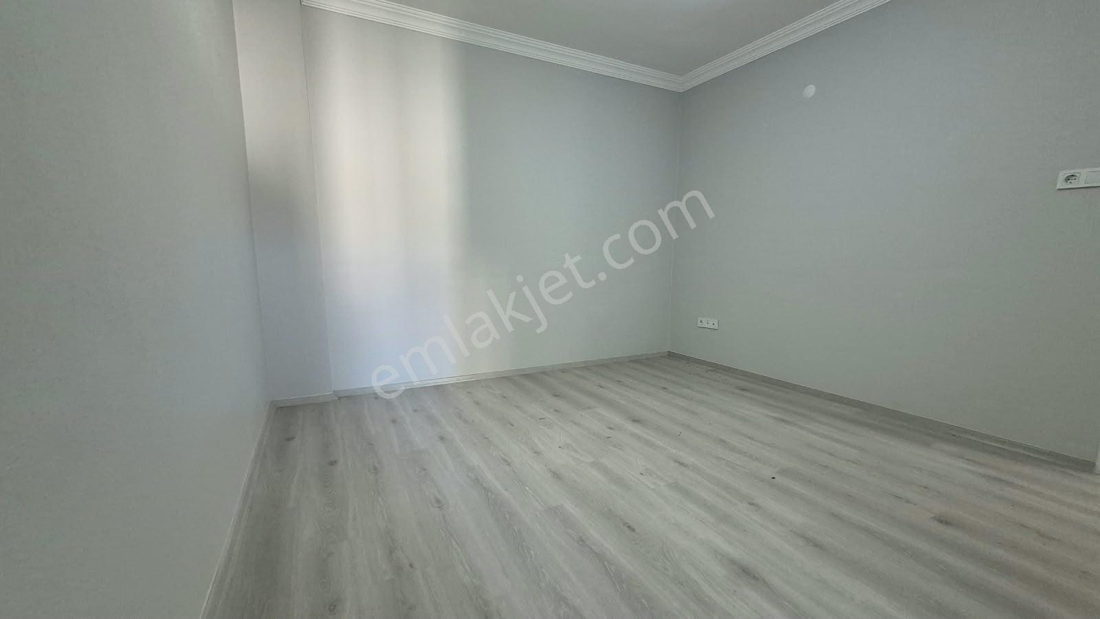 Merkezi Konumda, Yenilenmiş 3+1 Satılık Daire — fotoğraf 24