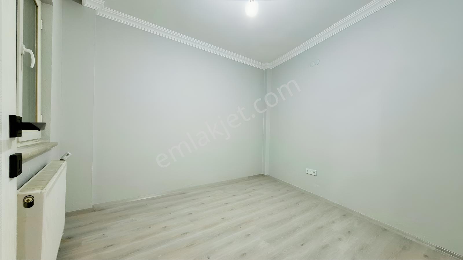 Merkezi Konumda, Yenilenmiş 3+1 Satılık Daire — fotoğraf 30