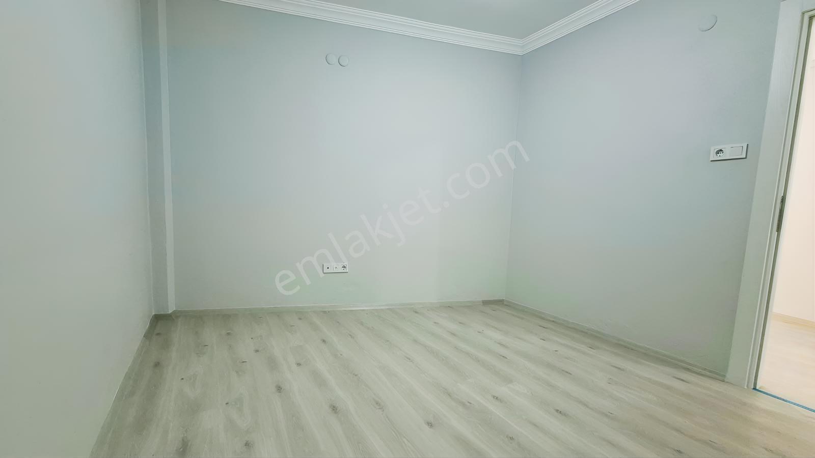 Merkezi Konumda, Yenilenmiş 3+1 Satılık Daire — fotoğraf 31