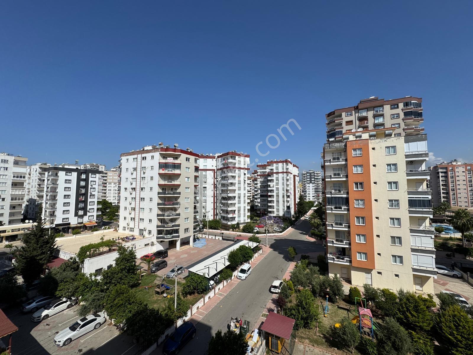 Han Emlak'tan Menderes Mah'de Site İçi Jeneratörlü Satılık 3+1 — fotoğraf 17