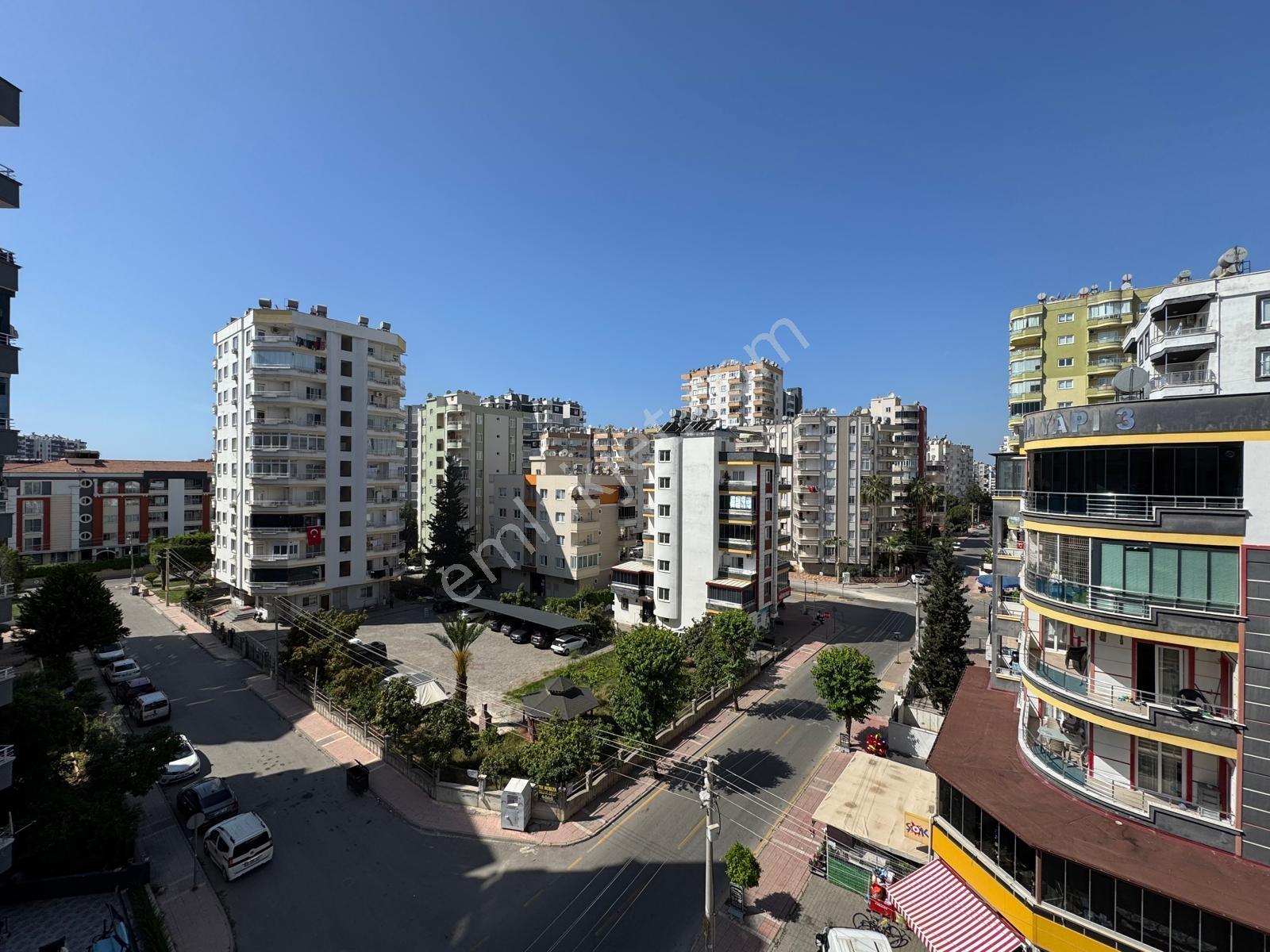 Han Emlak'tan Menderes Mah'de Site İçi Jeneratörlü Satılık 3+1 — fotoğraf 19