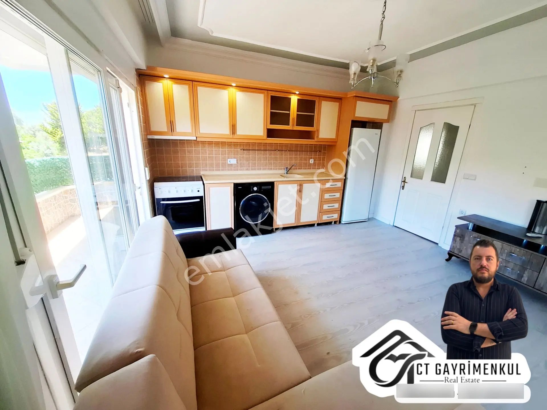 Didim'de Satılık 2+1 Denize Çok Yakın Konumda Eşyalı Ön Cephe Masrafsız Daire ! — fotoğraf 8