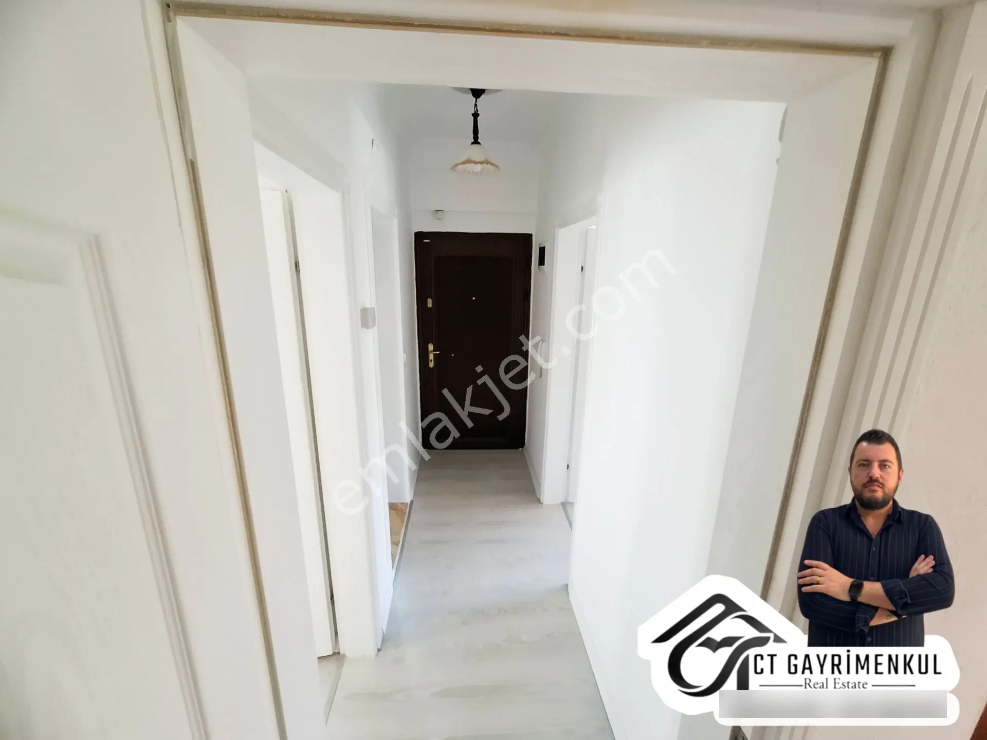 Didim'de Satılık 2+1 Denize Çok Yakın Konumda Eşyalı Ön Cephe Masrafsız Daire ! — fotoğraf 24