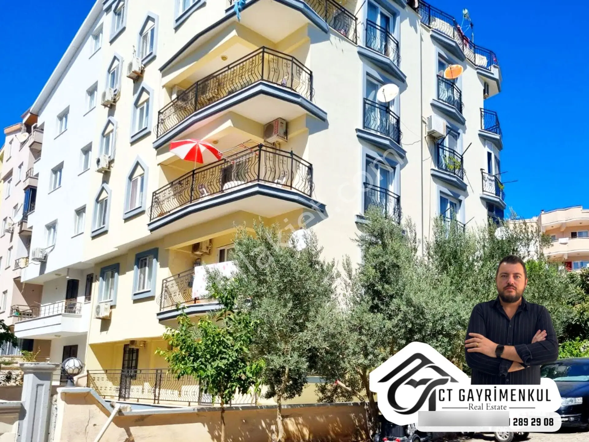 Didimde Satılık 2+1 Daire Merkezi Konumda Eşyalı Ön Cephe Geniş Balkonlu Fırsat...