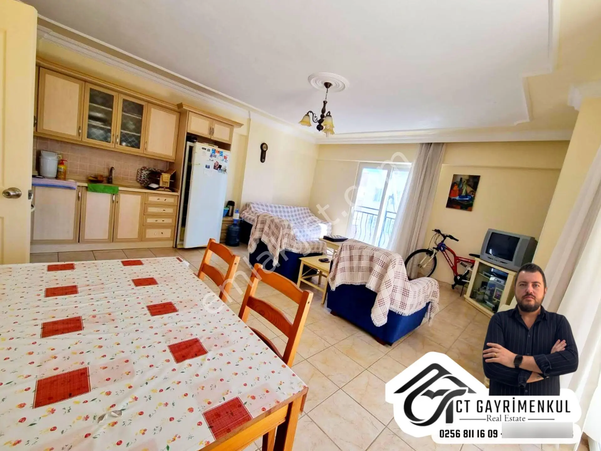 Didimde Satılık 2+1 Daire Merkezi Konumda Eşyalı Ön Cephe Geniş Balkonlu Fırsat Daire ! — fotoğraf 8
