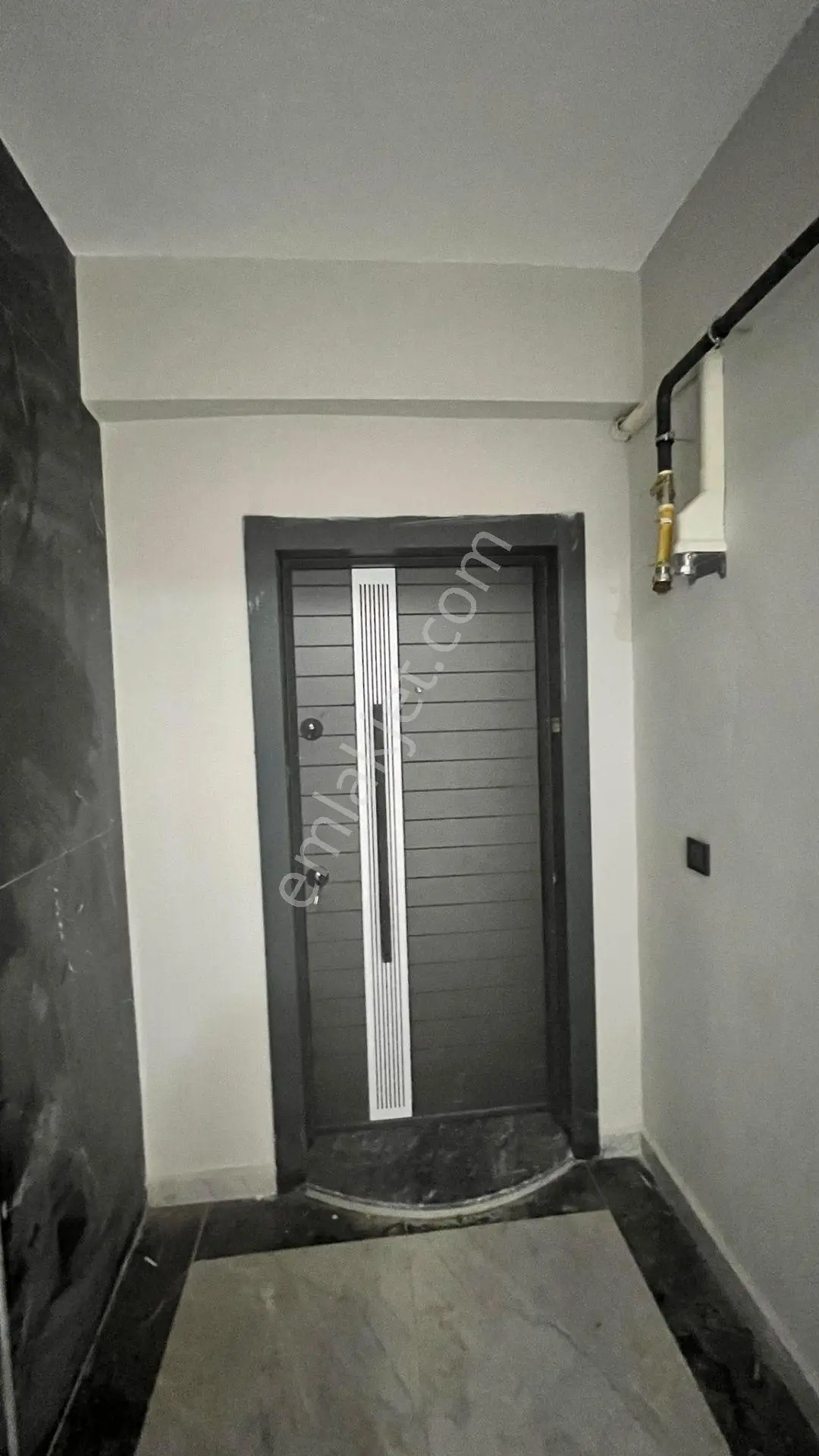 Bademalanı'nda Yol Üzeri Muhteşem Lokasyon Süper Daire 3+1 — fotoğraf 15