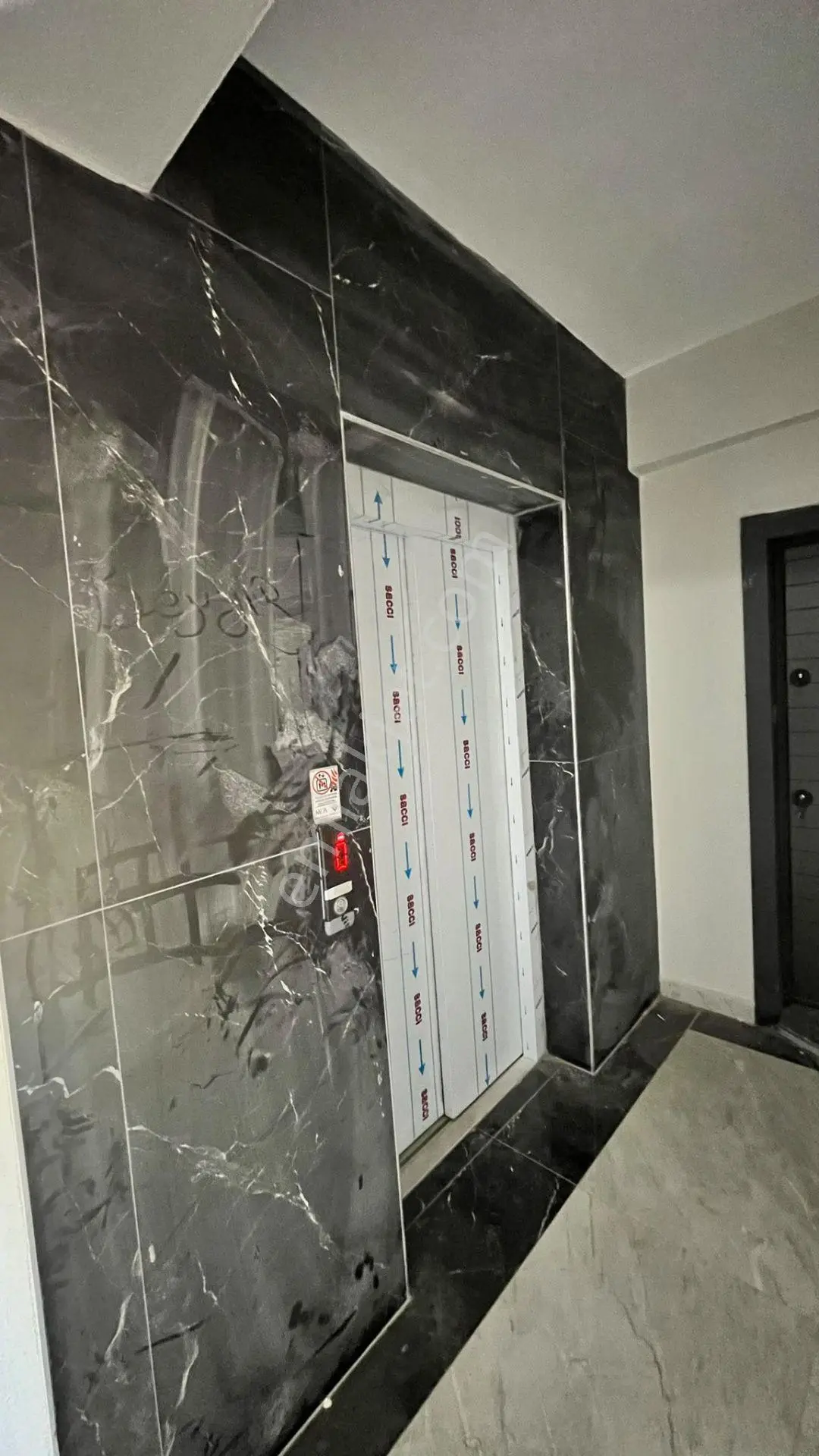 Bademalanı'nda Yol Üzeri Muhteşem Lokasyon Süper Daire 3+1 — fotoğraf 16