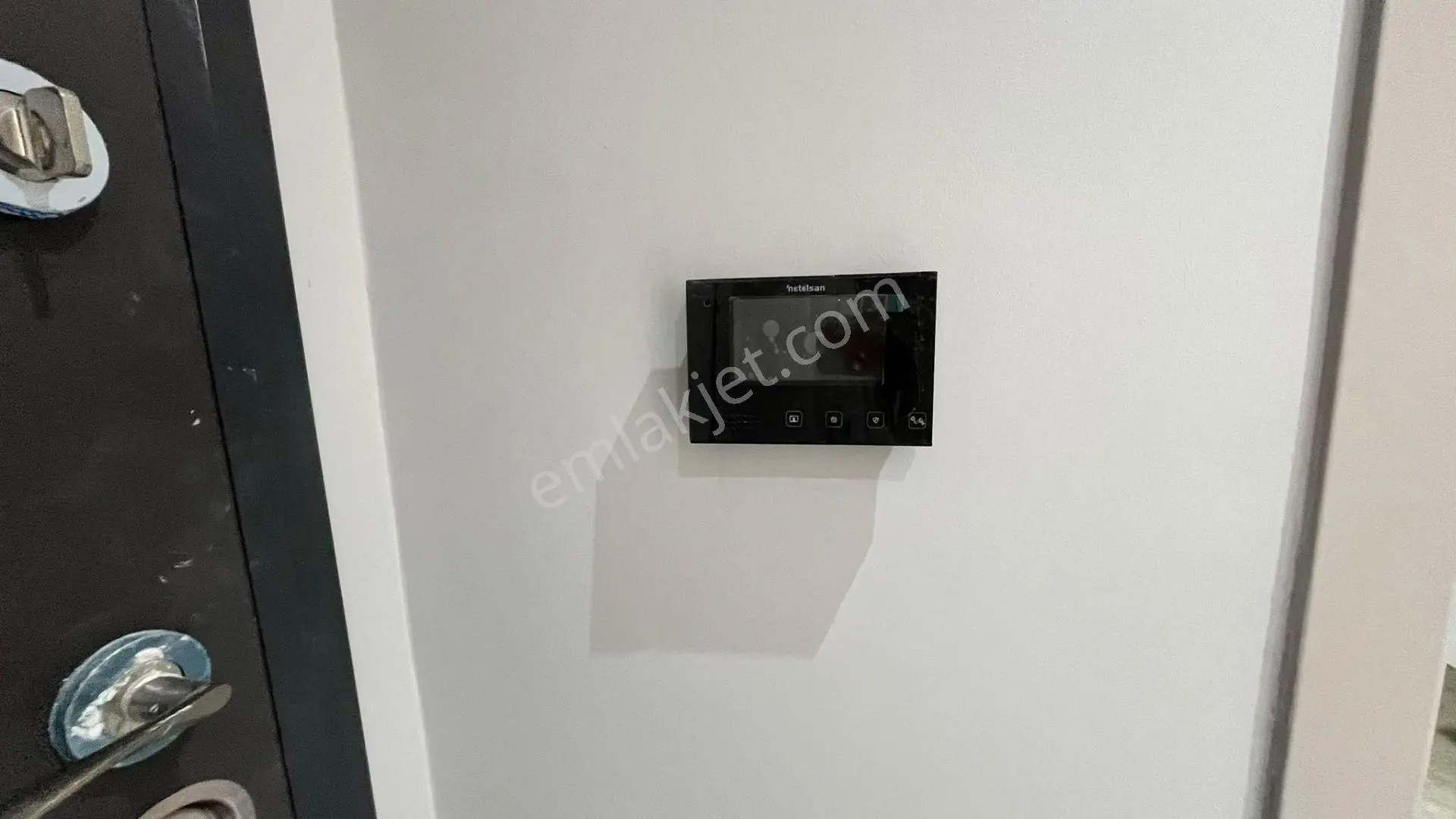 Bademalanı'nda Yol Üzeri Muhteşem Lokasyon Süper Daire 3+1 — fotoğraf 24