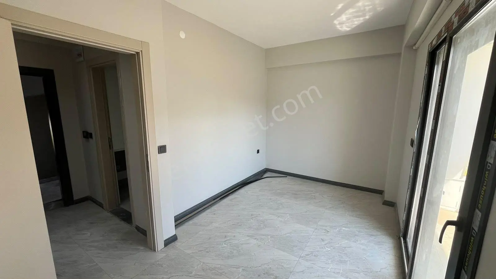 Bademalanı'nda Yol Üzeri Muhteşem Lokasyon Süper Daire 3+1 — fotoğraf 29