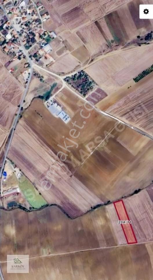 Selçuk Köyü Kenarında Kadastro Yollu 9.592 M² Tarla — fotoğraf 3
