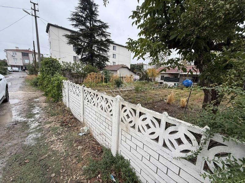 Satılık Arsa %40 Ve 3 İmarlı Durak Mahallesi Girişte Solda — fotoğraf 2