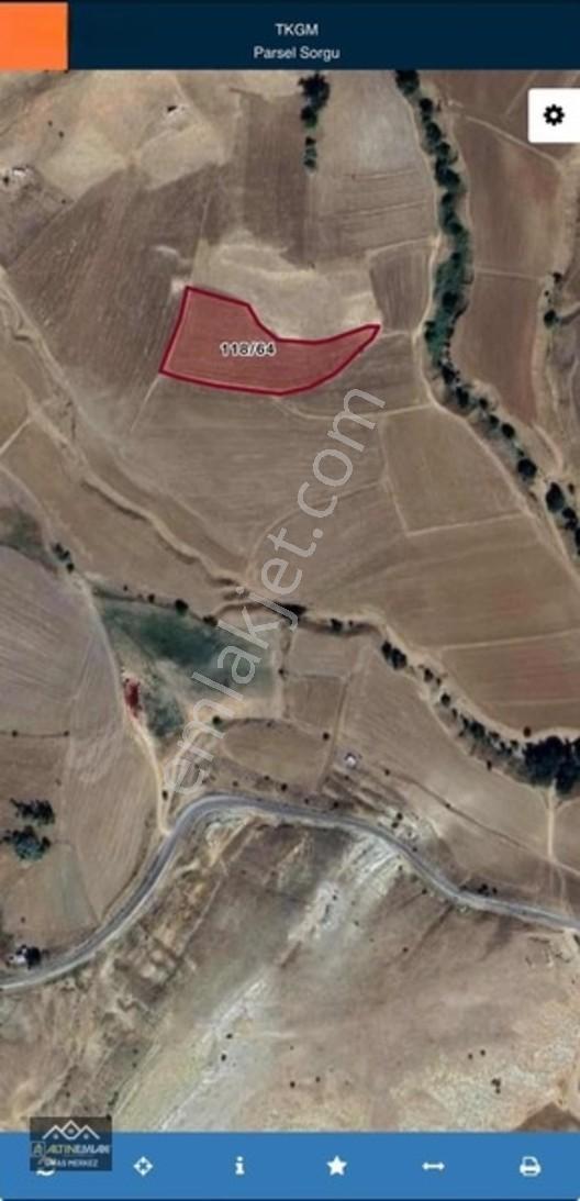 Altın Emlak'Tan Himmetfakı Köyünde 5534 M2 Satılık Tarla