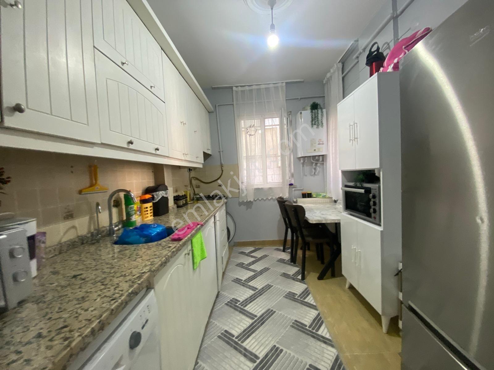 Gazi Mahallesi 1.kat Balkonlu 2+1 100m2 Arsa Tapulu Daire — fotoğraf 2