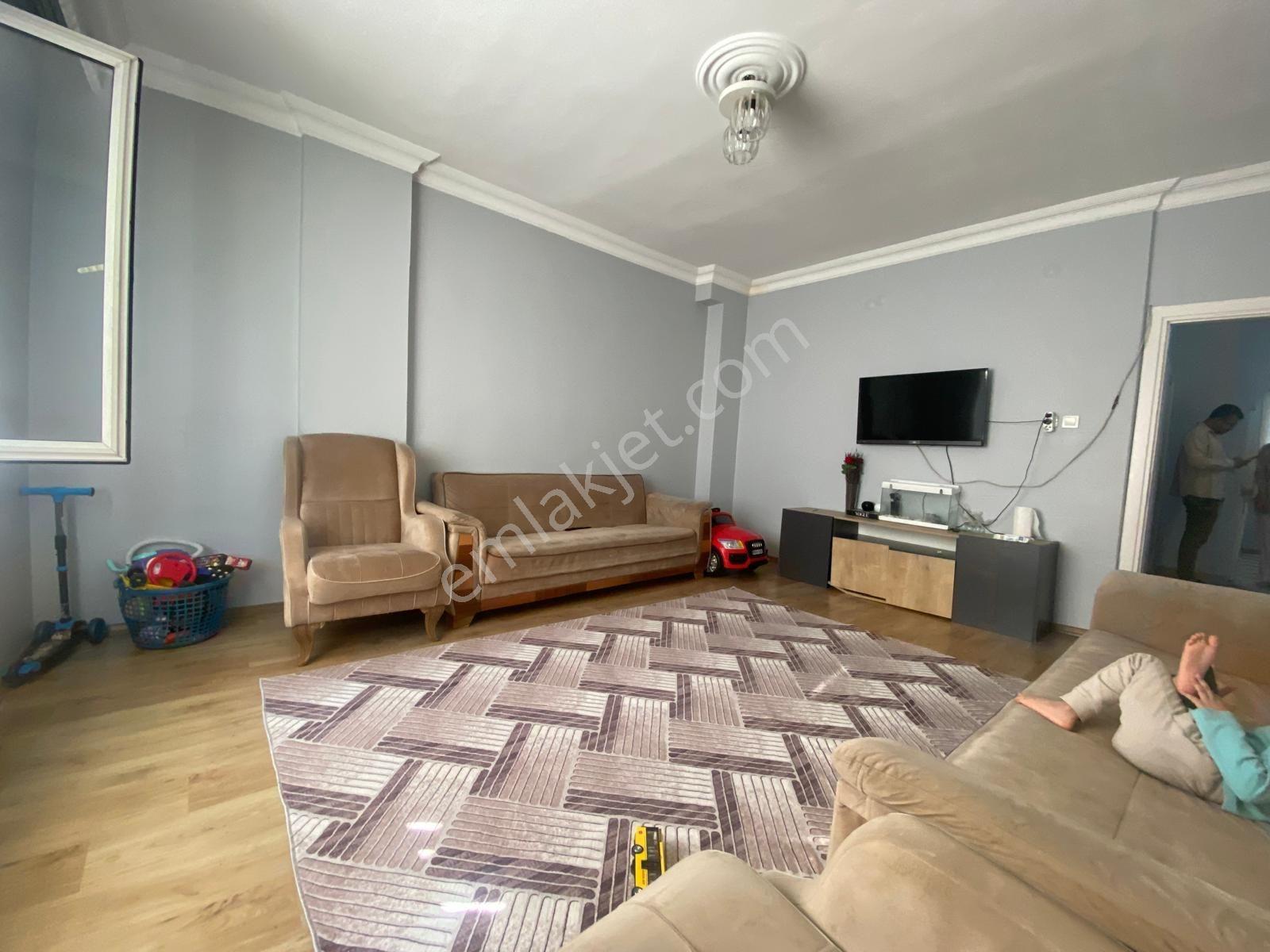 Gazi Mahallesi 1.kat Balkonlu 2+1 100m2 Arsa Tapulu Daire — fotoğraf 8