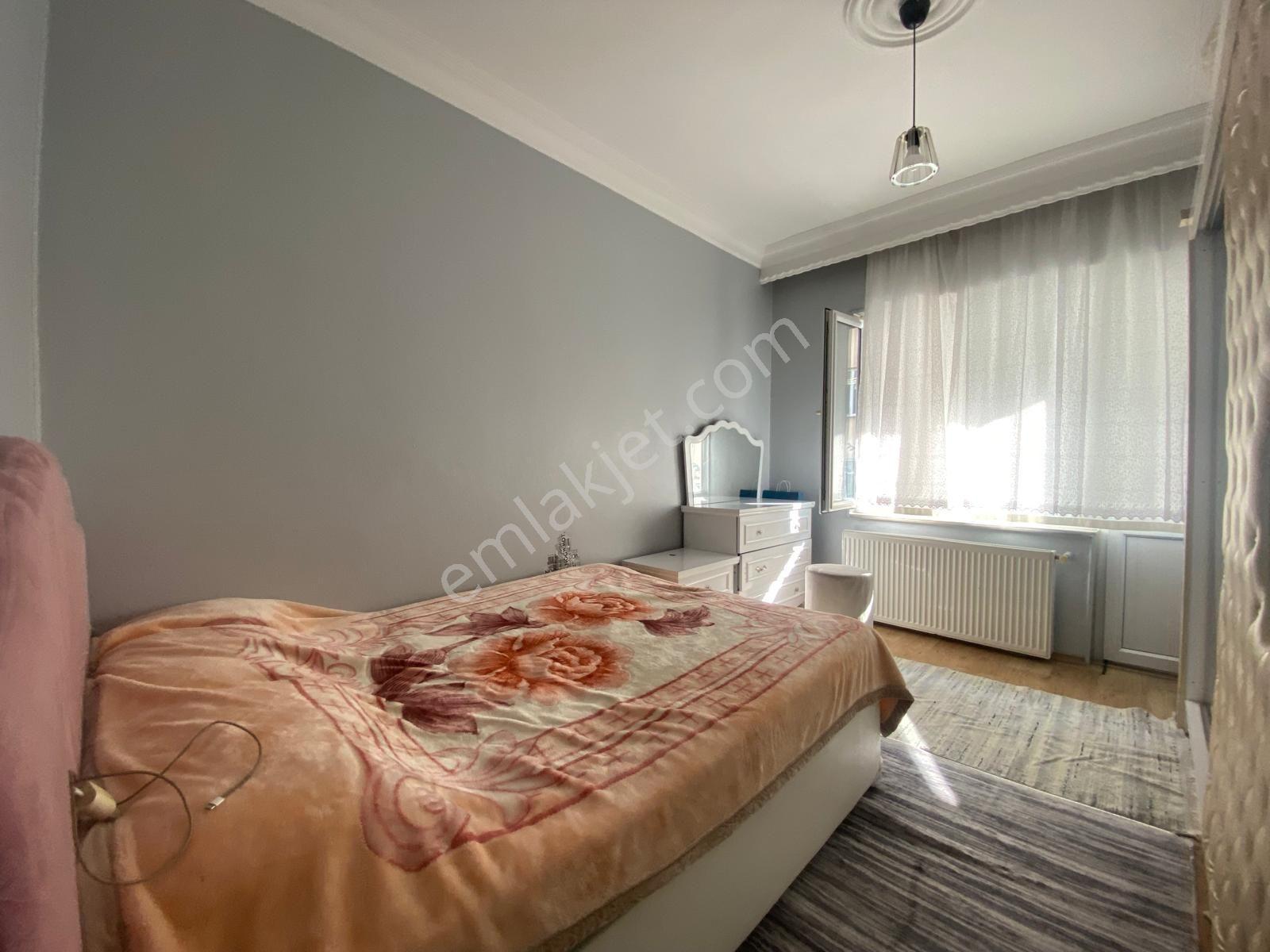Gazi Mahallesi 1.kat Balkonlu 2+1 100m2 Arsa Tapulu Daire — fotoğraf 18
