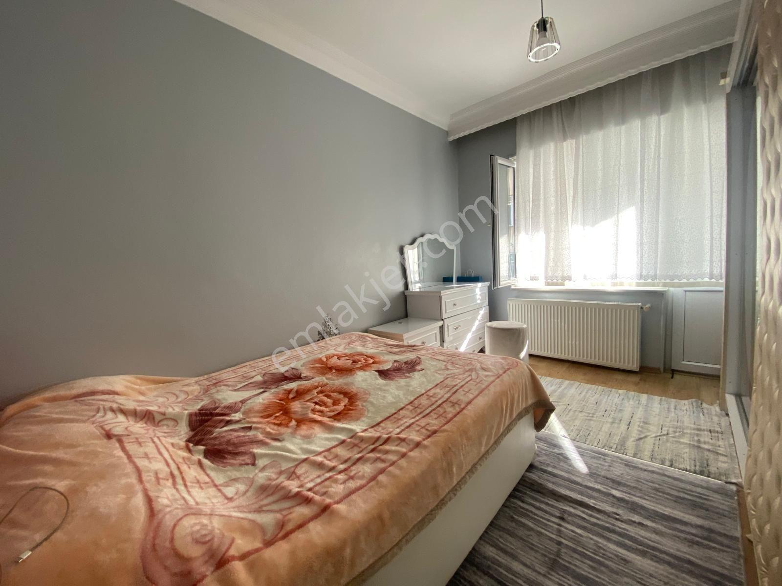 Gazi Mahallesi 1.kat Balkonlu 2+1 100m2 Arsa Tapulu Daire — fotoğraf 20