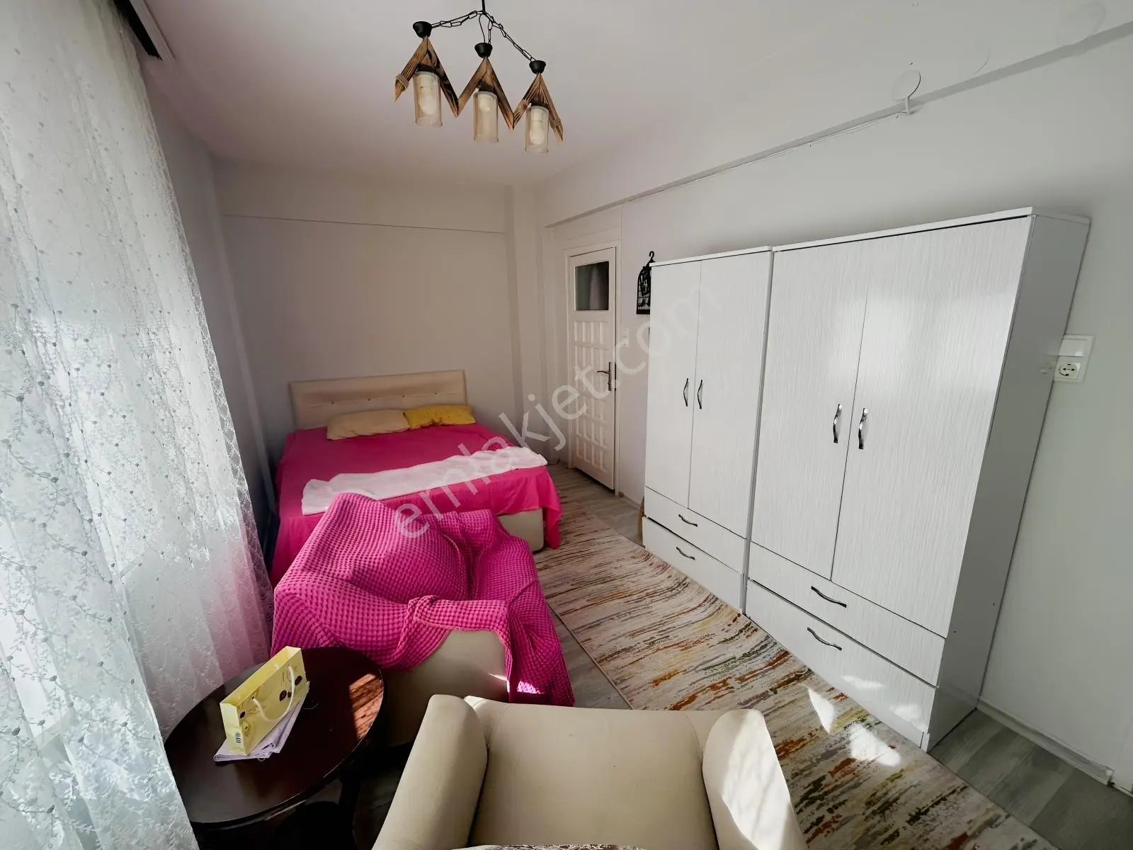 Acill Kuşadası Merkezde Çok Geniş Doğalgazlı 3+1 Satılık Daire — fotoğraf 25