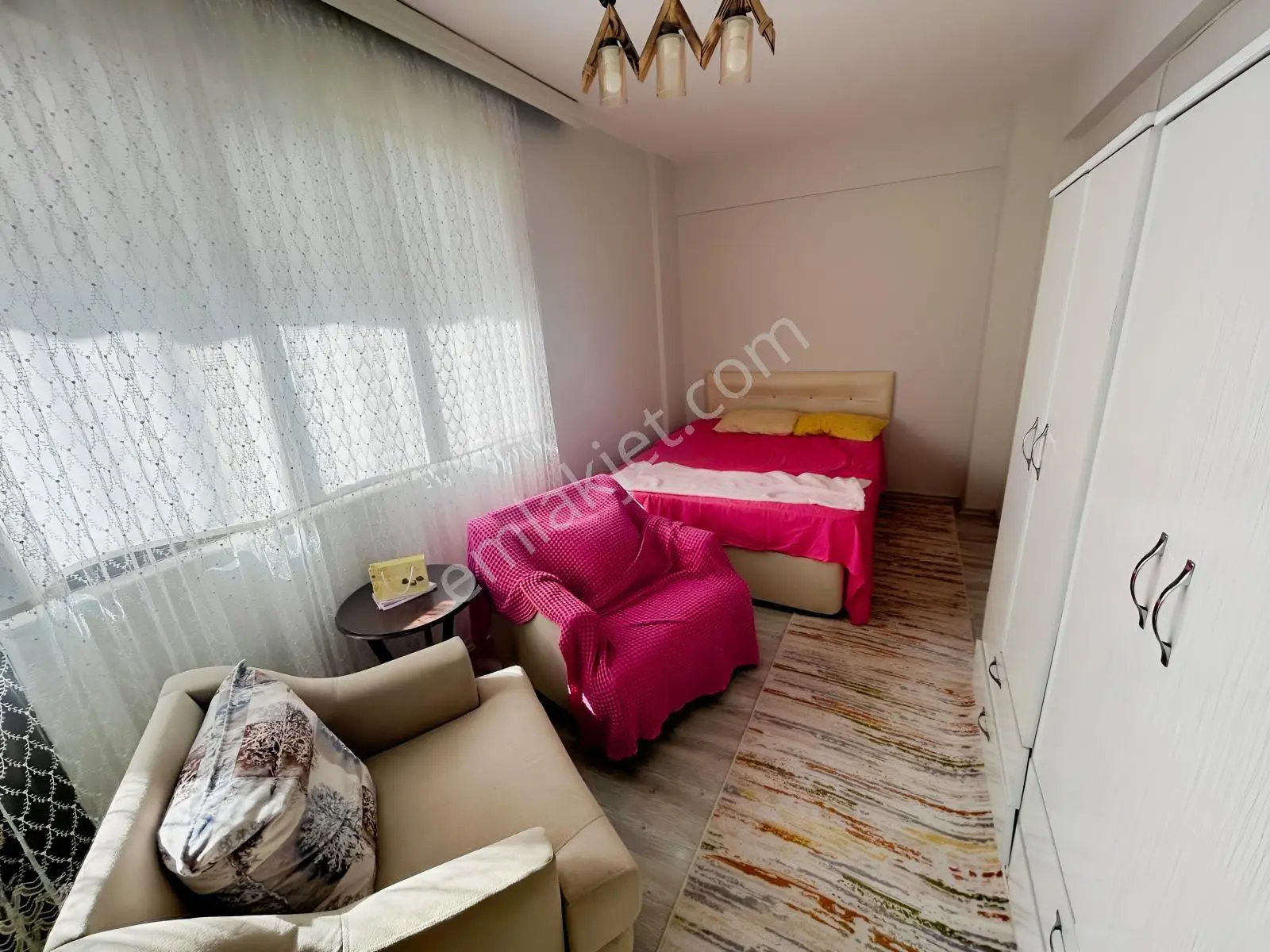 Acill Kuşadası Merkezde Çok Geniş Doğalgazlı 3+1 Satılık Daire — fotoğraf 26