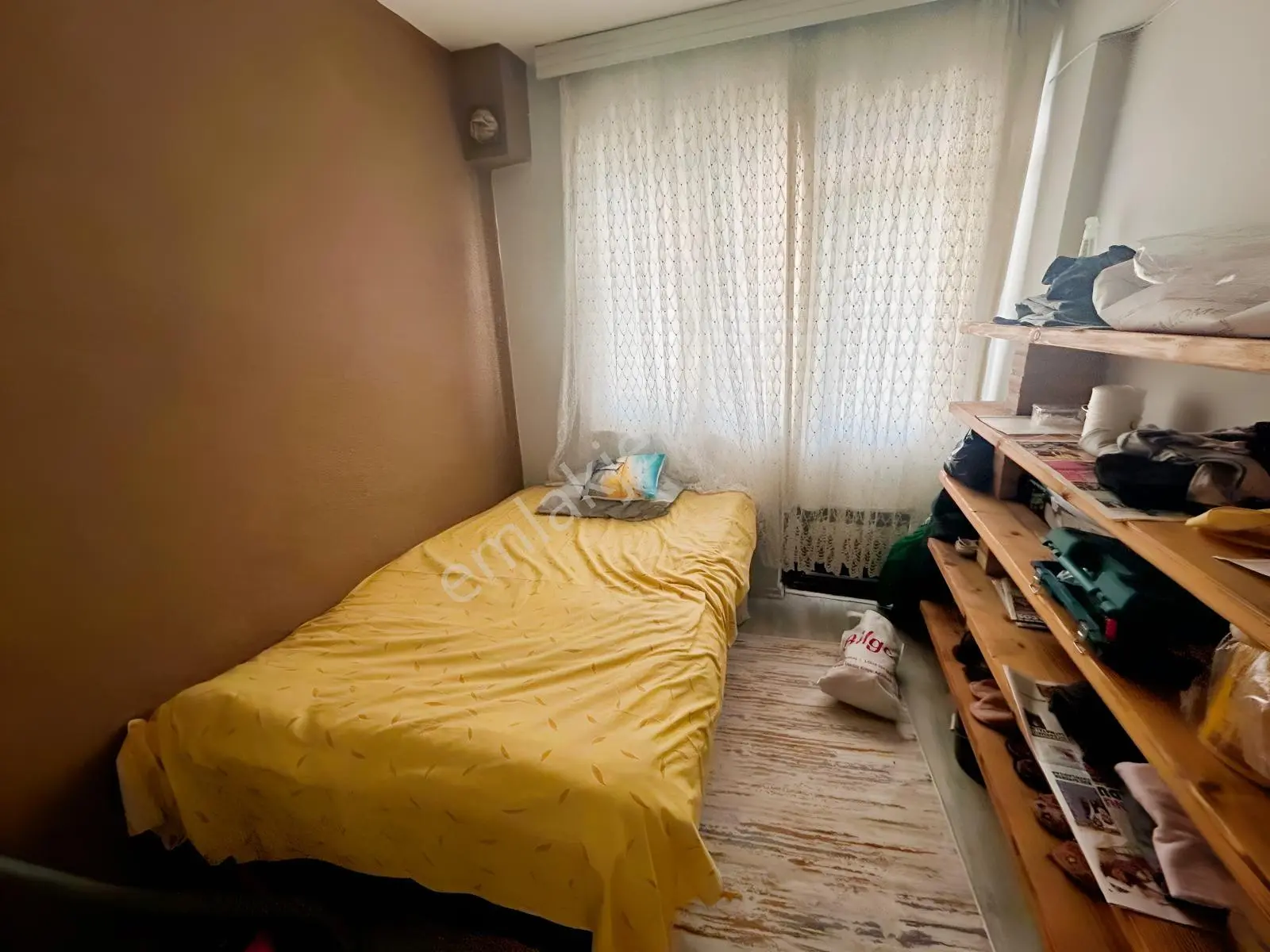 Acill Kuşadası Merkezde Çok Geniş Doğalgazlı 3+1 Satılık Daire — fotoğraf 31