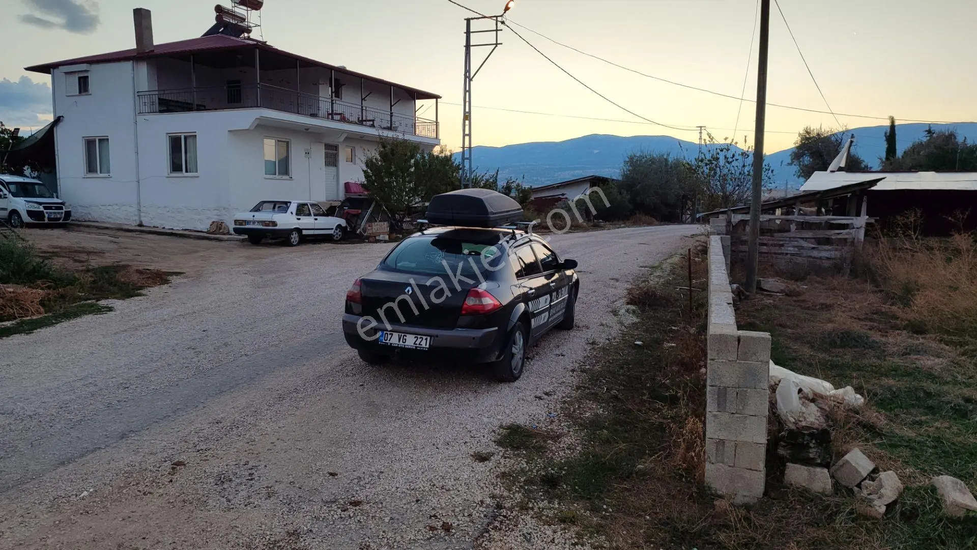 Antalya Korkuteli Bozova'da Satılık 700m2 İmarlı Arsa 2 Kat Ve %40 İnşaat İzni Var — fotoğraf 8