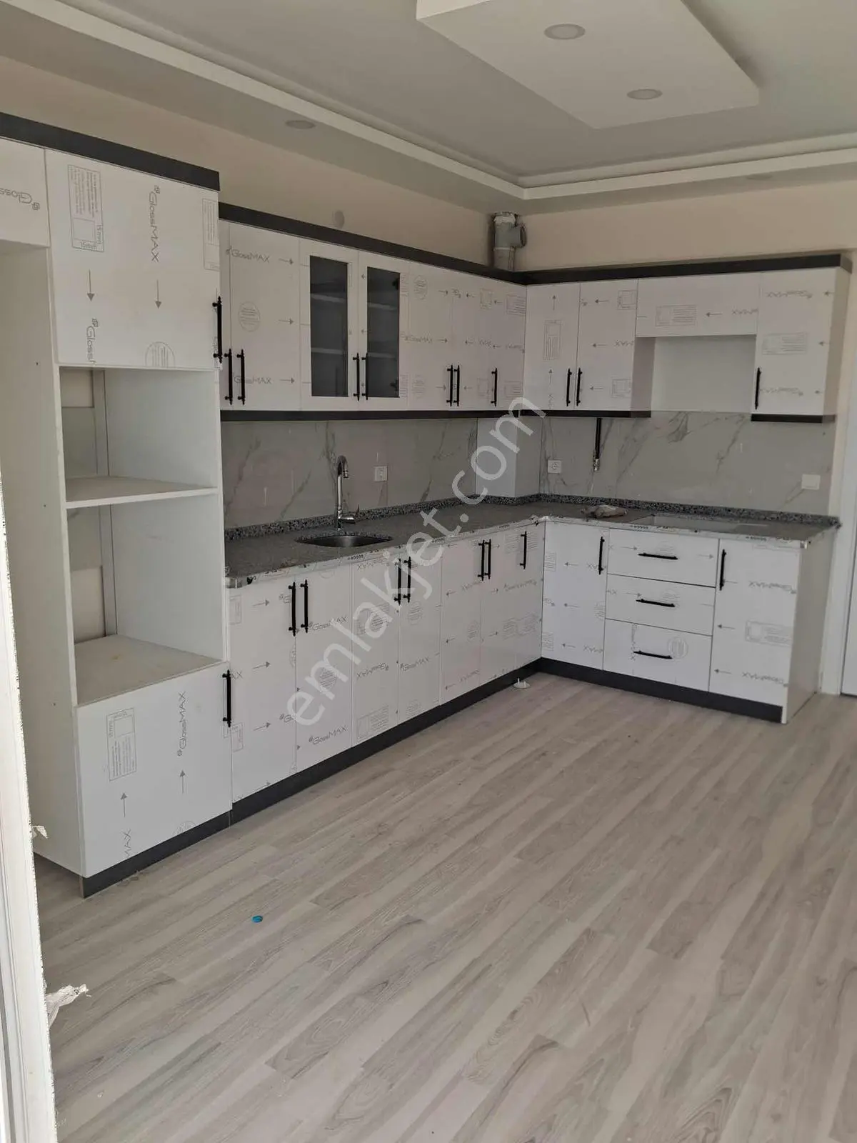 Palu Kalekent Mahallesinde Sıfır 3+1 Satılık Daire