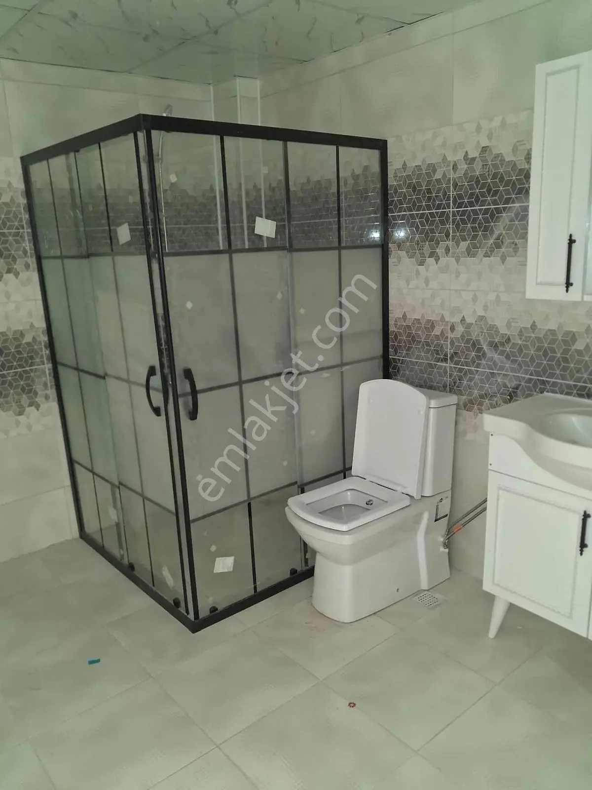 Palu Kalekent Mahallesinde Sıfır 3+1 Satılık Daire — fotoğraf 18