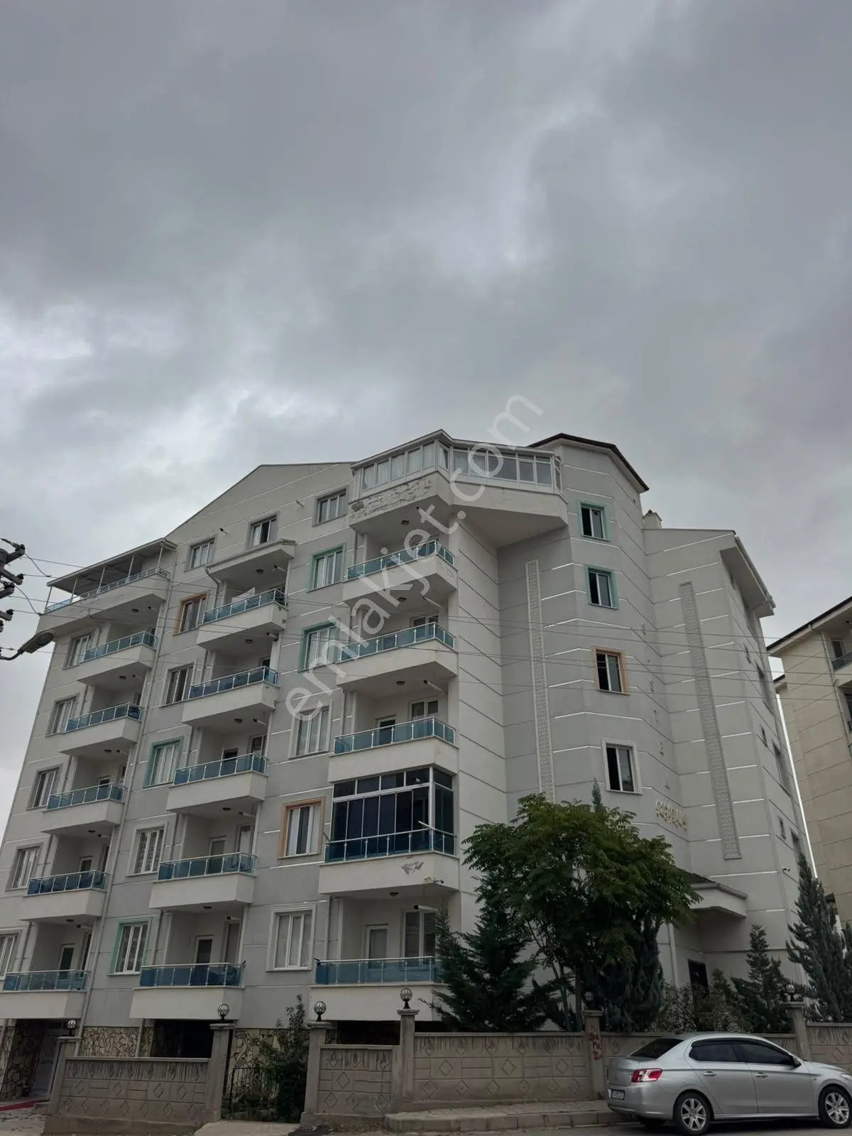 Eren Emlak'tan Tabduk Emre Mahallesinde 1+1 Arakat Asansörlü Satılık Apart
