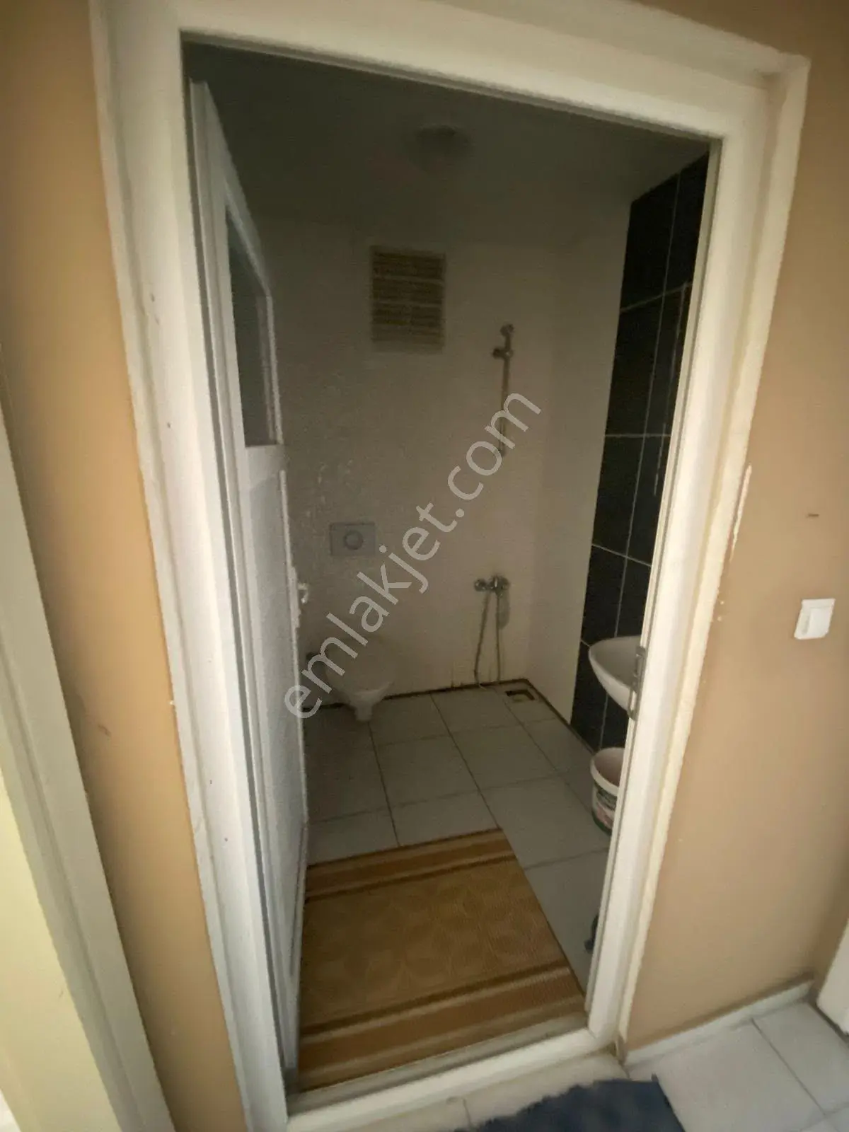 Eren Emlak'tan Tabduk Emre Mahallesinde 1+1 Arakat Asansörlü Satılık Apart — fotoğraf 5