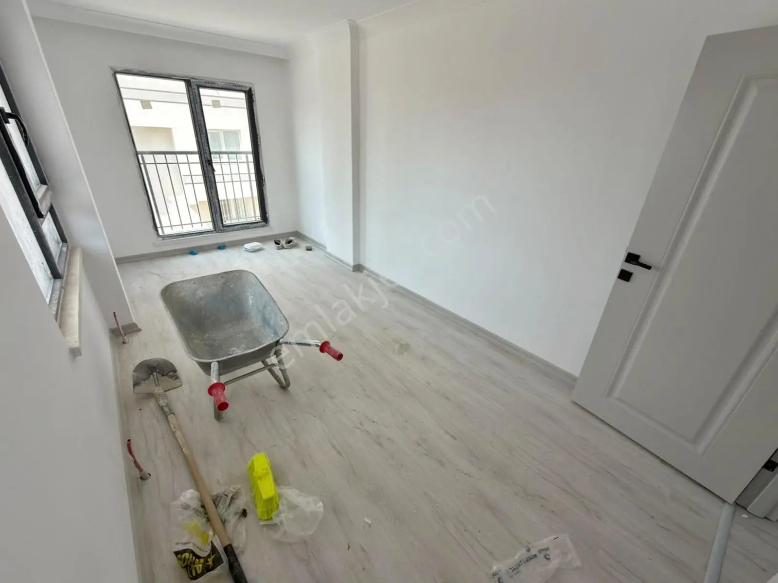 Mutlu'da Yatırımcısına Özel Kupon Konumda Ara Kat 1+1 Daire — fotoğraf 9