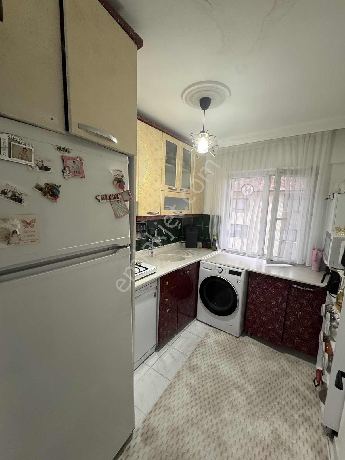 Polat Lıve'dan Gülveren Mah. Merkezi Konumda Yapılı Satılık 3+1 — fotoğraf 5