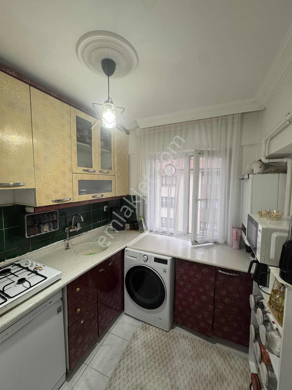 Polat Lıve'dan Gülveren Mah. Merkezi Konumda Yapılı Satılık 3+1 — fotoğraf 6
