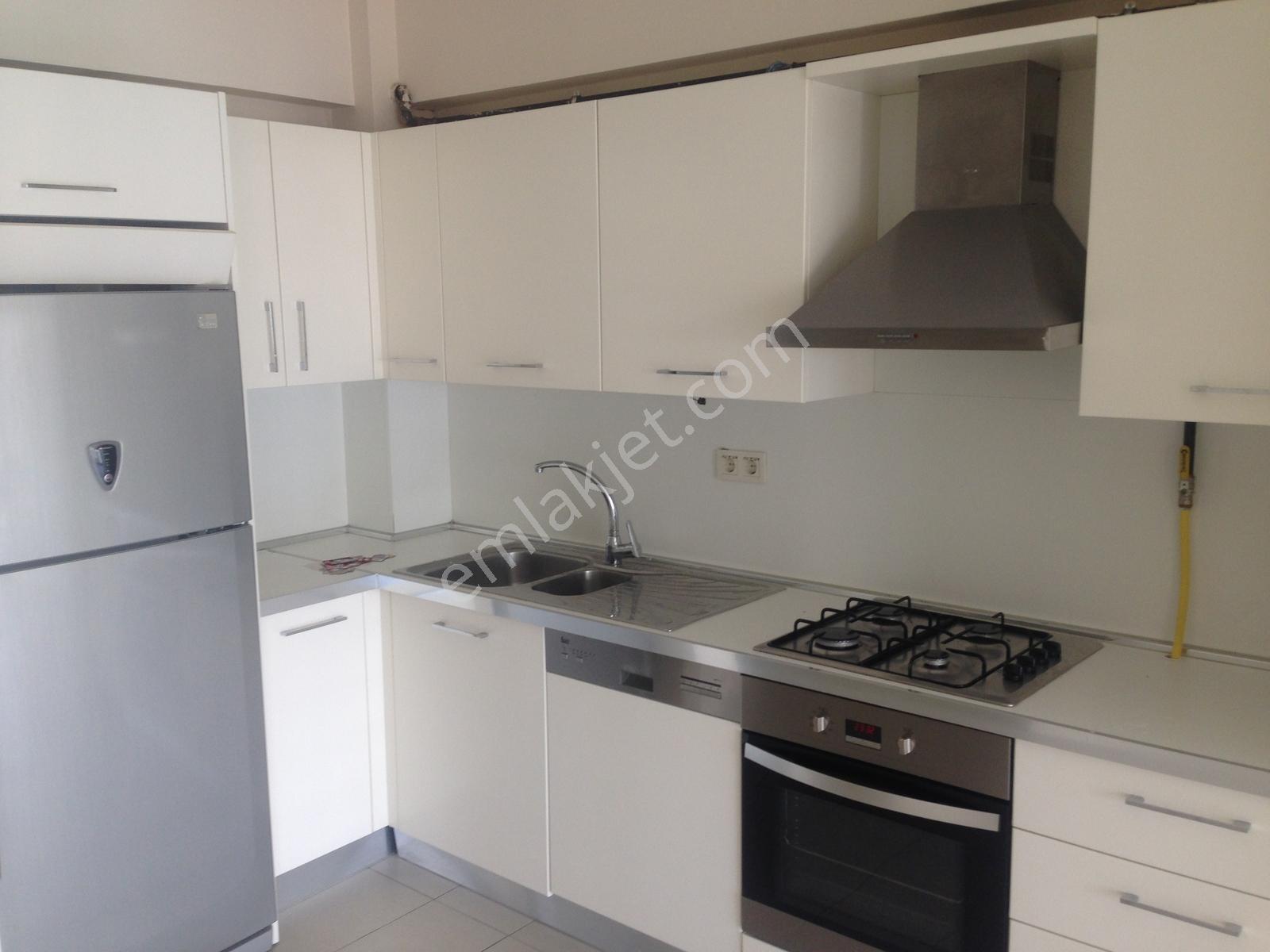 Ayça Dan Bosphorus City De 1+1 Güncel Kiracılı Yatırım Fırsatı — fotoğraf 8