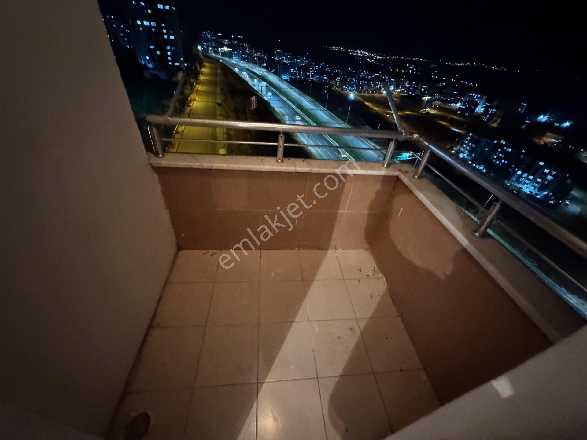 Karataş Şahıntepe Mahallesı Çevre Yoluna Cephe Genış Satılık 3 + 1 Daıre — fotoğraf 25